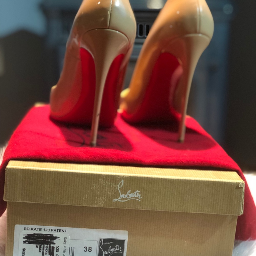 Nude patent leather Louboutin So Kate 120mm